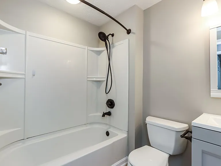 531 Ashwood Dr — Photo 20