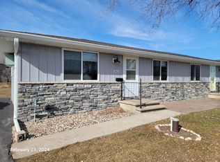 3852 Parkview Ct, Oshkosh, WI 54901