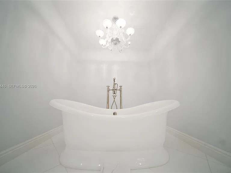 709 Idlewyld Dr — Photo 67