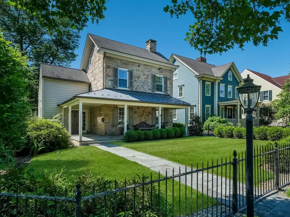 146 E Ashland St, Doylestown, PA 18901