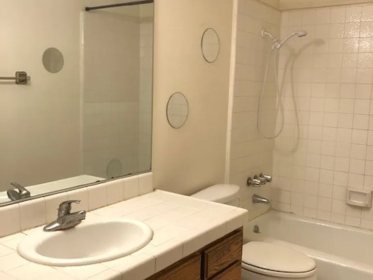 17200 Newhope St #224 — Photo 7