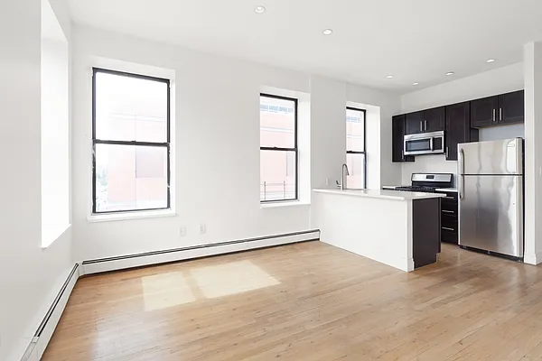 Rented by Blip LLC | media 14