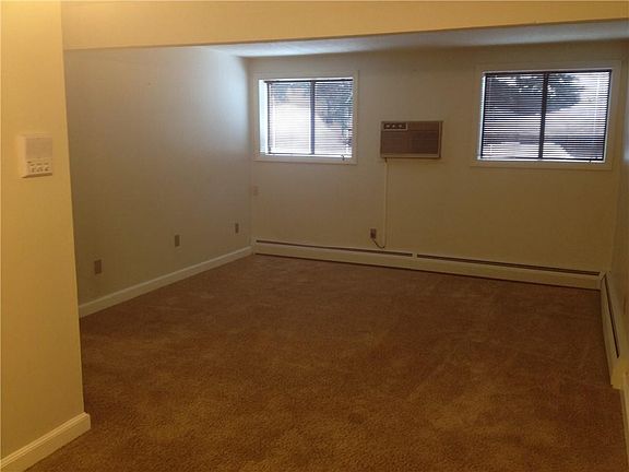 5th image of 40 Cowesett Ave APT 28