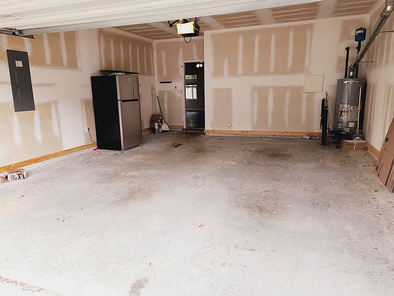 216 Chelsea Park Rd — Photo 19