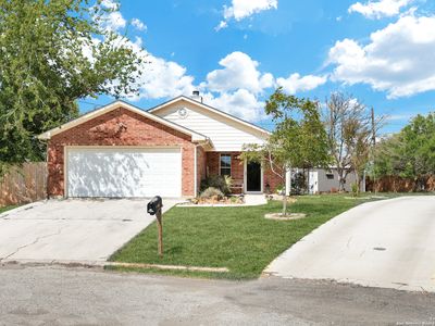 123 Saguaro, Jourdanton, TX, 78026