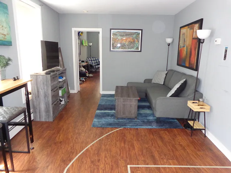 133 Green Ln #3 — Photo 10
