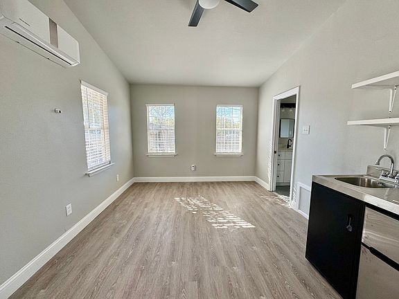 3rd image of 705 Sunrise Ave #204