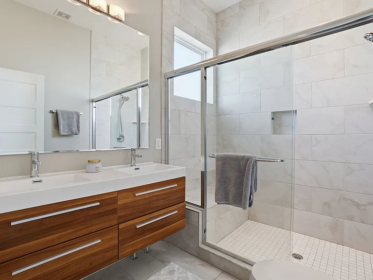 3222 Warder St NW #5 — Photo 10