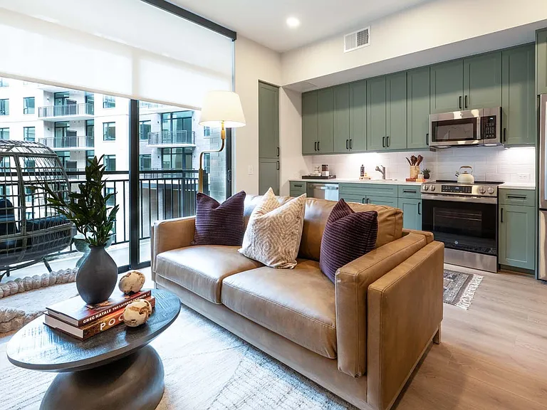 Debut I Kitchen & Living
