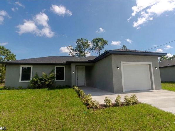 5016 N Dogwood Cir
