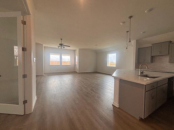 7723 Jade Crest Drive Interior Image 5