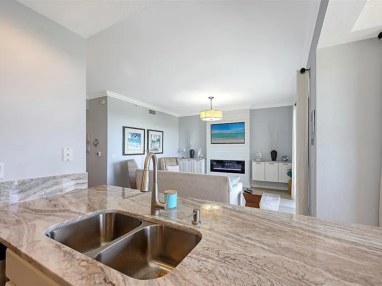 7121 River Hammock Dr #302 — Photo 10