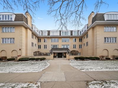 75 6th Ave APT 302, La Grange, IL, 60525