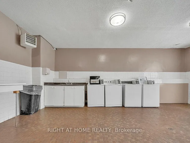 260 W Seneca Hill Dr #1415 — Photo 29