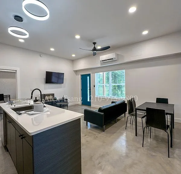 316 Toledo St #201 — Photo 5