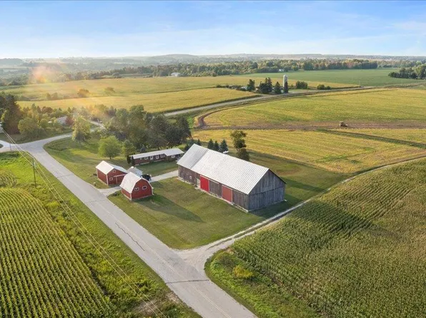 7304 West Tuma Lake ROAD, Maribel, WI 54227