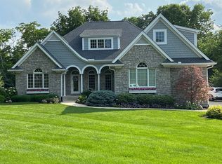 561 Hickory Point, Springboro, OH 45066