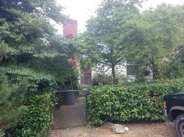 9001 Phinney Ave N, Seattle, WA 98103