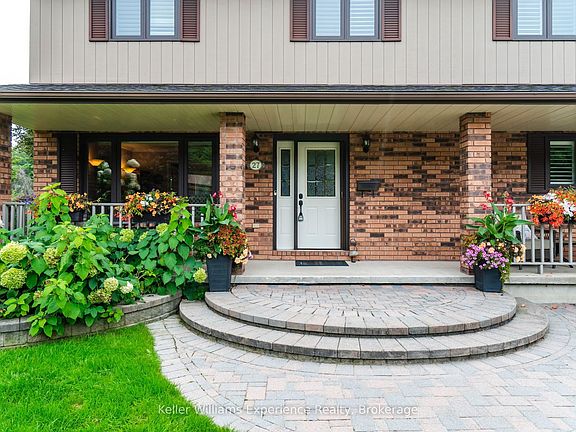 3rd image of 27 Rosewood Ave