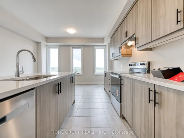 54 Selina Rose St, Markham, ON L6C 1N3