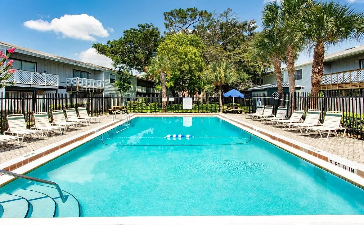 Cypress Landing — Photo 3