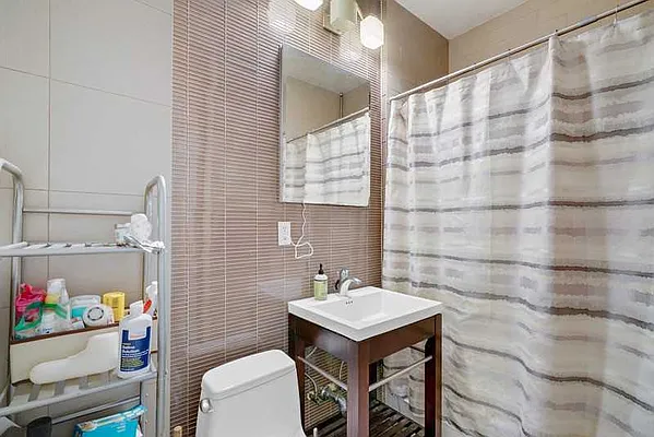 Rented by Cooper & Cooper Real Estate | media 11