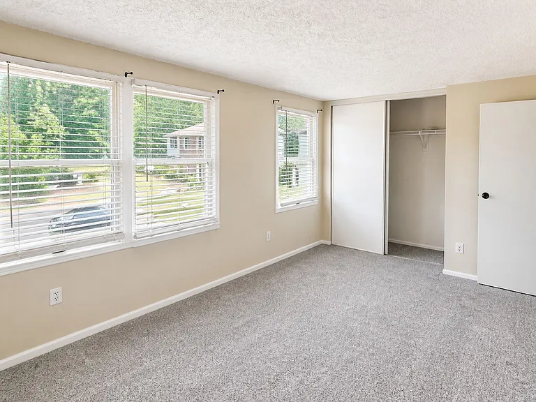9456 Lexington Cir #1-D — Photo 7