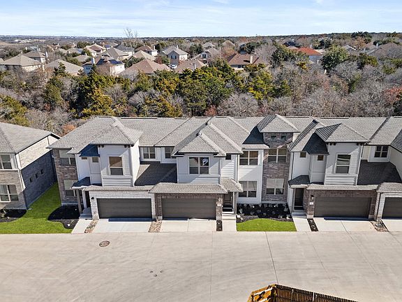 5th image of 2500 Forest Creek Dr Unit 2002