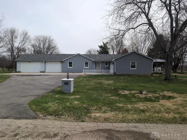 2488 Olt Rd, Dayton, OH 45417