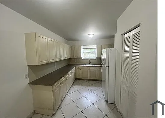 181 NW 47th Ave #26 — Photo 1