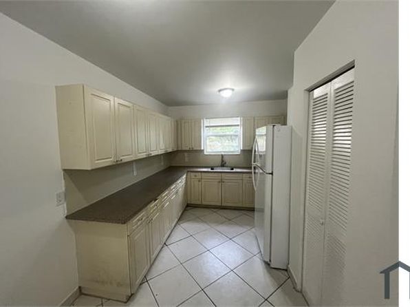 181 NW 47th Ave #26