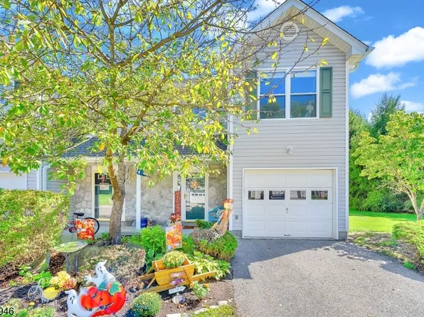 17 Beechmont Ter, Hardyston Twp., NJ 07419