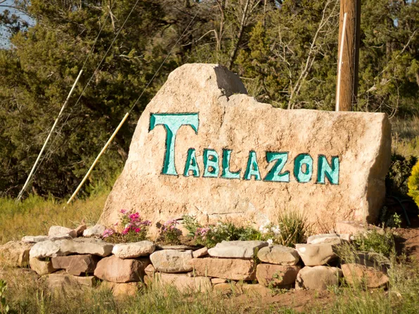 42 Puntilla Dr, Tijeras, NM 87059