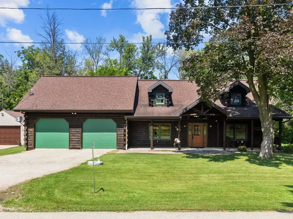 7364 Widgeon Ln, Larsen, WI 54947