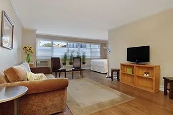 Sold by Douglas Elliman | media 8