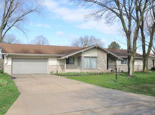 7267 N Pierron Rd, Glendale, WI 53209