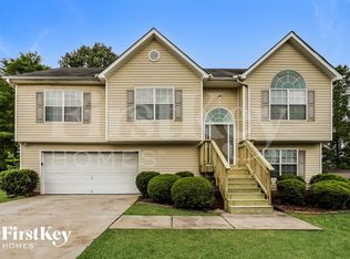 708 Tullamore Way, Hampton, GA 30228