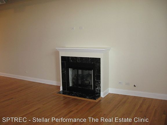 4th image of 2315 W Huron St Ste 301