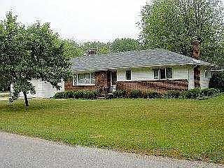 1st image of 214 Evergreen Dr