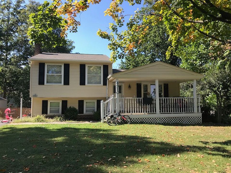 1st image of 4910 Fairlake Ln