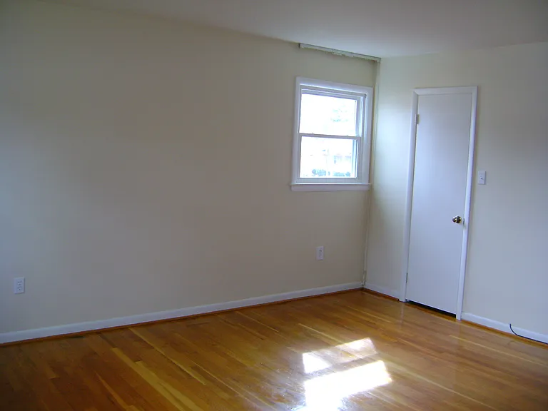 11801 Milbern Dr — Photo 7