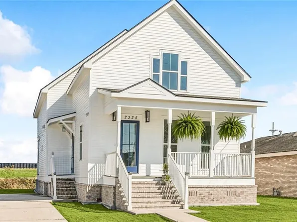 2325 Benjamin St, Arabi, LA 70032