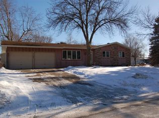 7740 Hampshire Ave N, Brooklyn Park, MN 55445