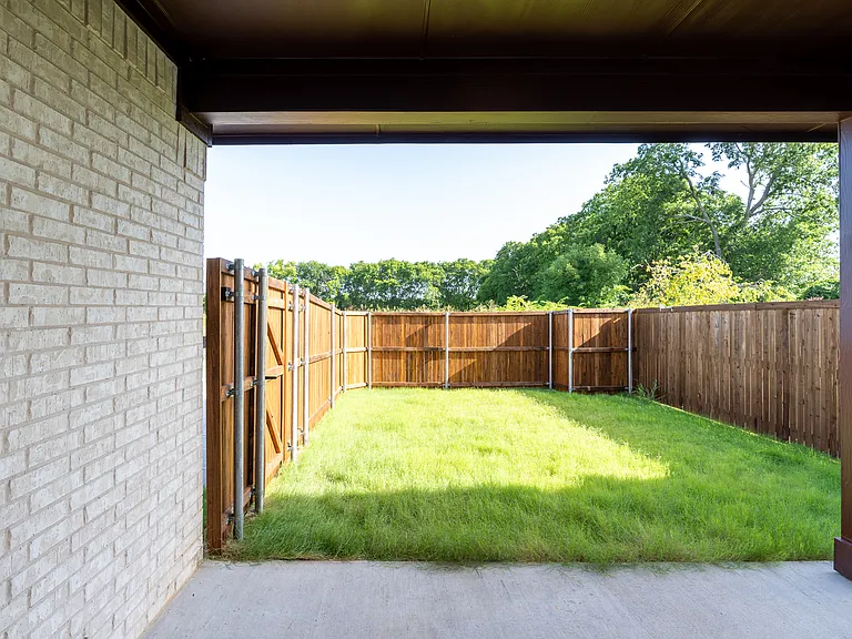 3020 Corvara Dr — Photo 38