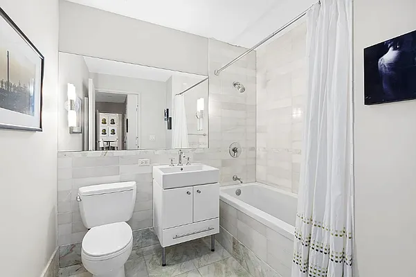 Rented by Avenues Real Estate | media 5