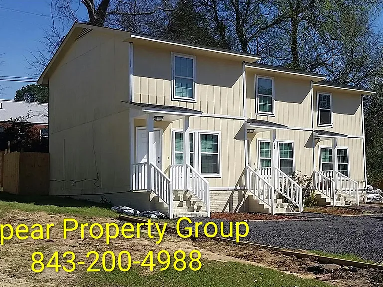140 Doctor Cir #C — Photo 2