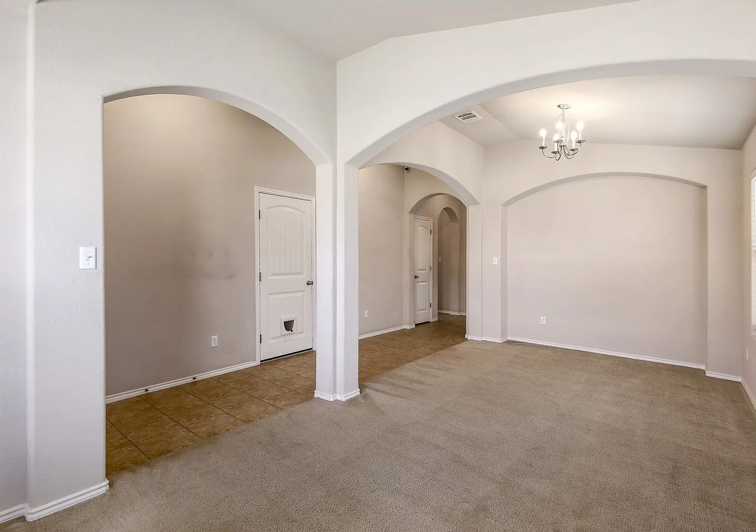 For Lease — Photo 1