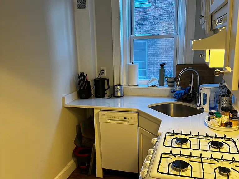 1193 Commonwealth Ave #9 — Photo 13