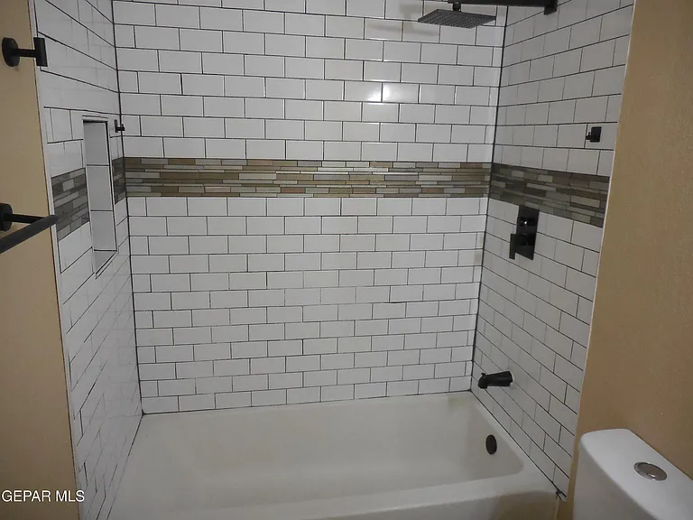 10005 Chick A Dee St — Photo 25