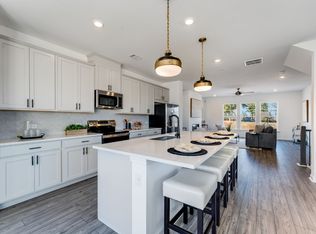 525 Provence Gate Ln, Lawrenceville, GA 30044